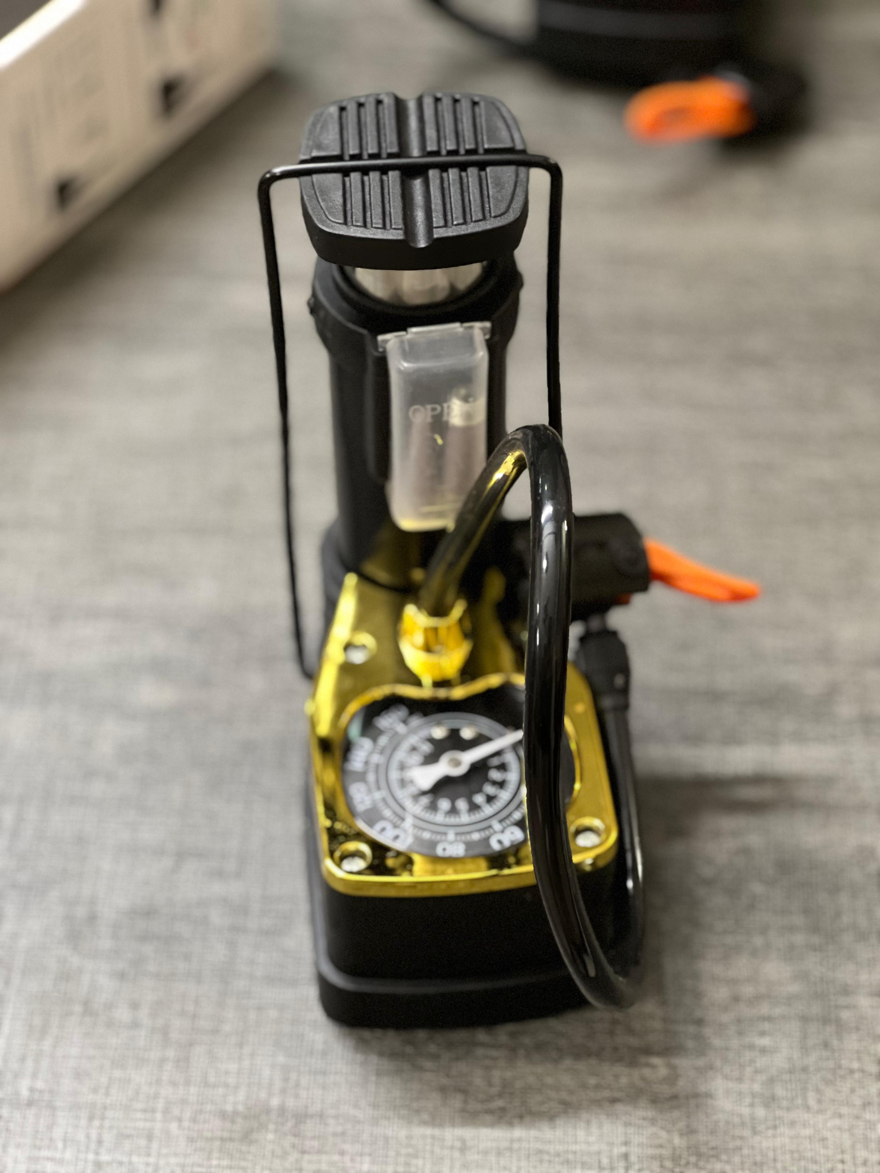 High-Pressure Foot Pump with Gauge